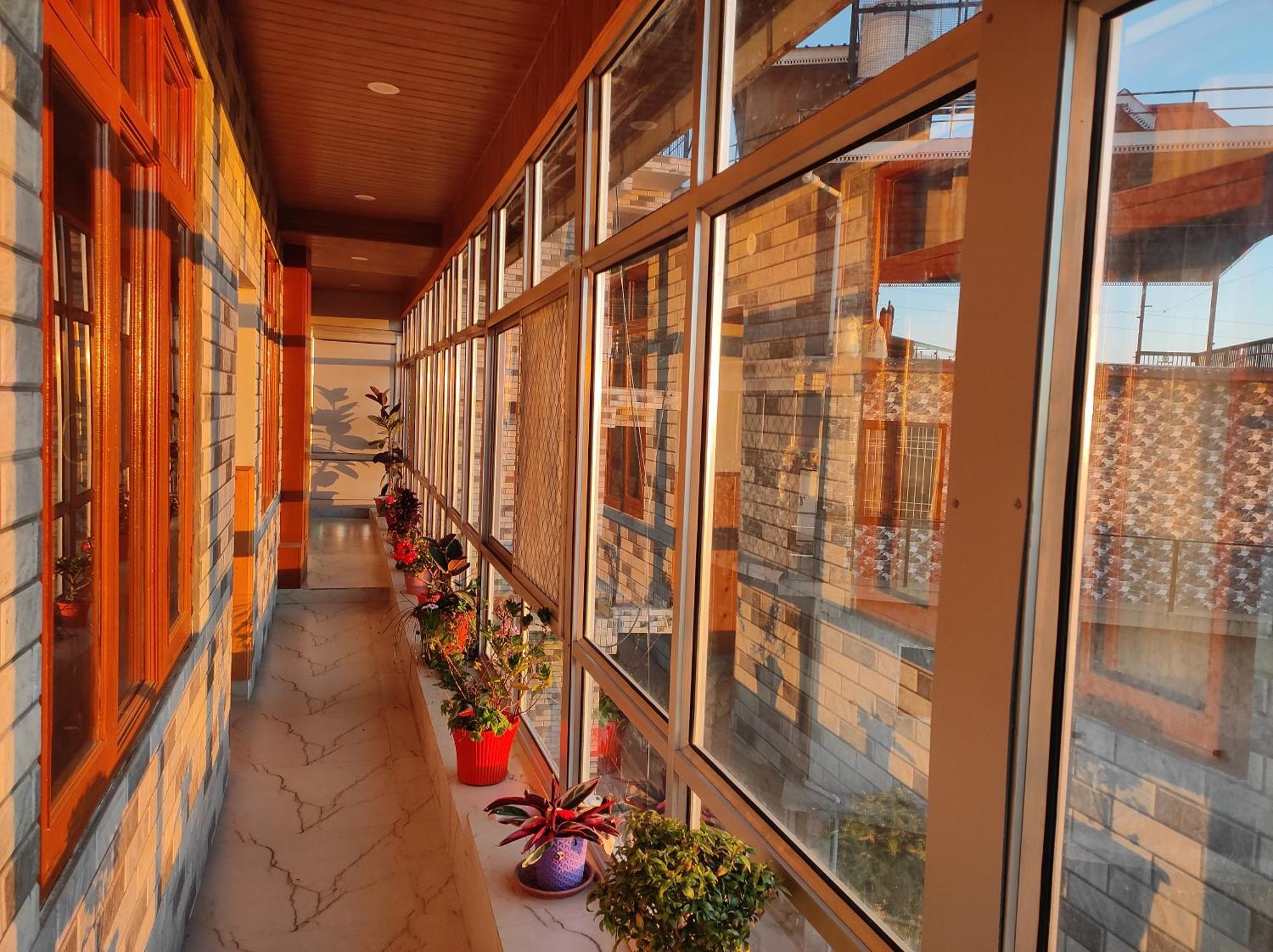 Vintage Woods Inn Shimla Extérieur photo