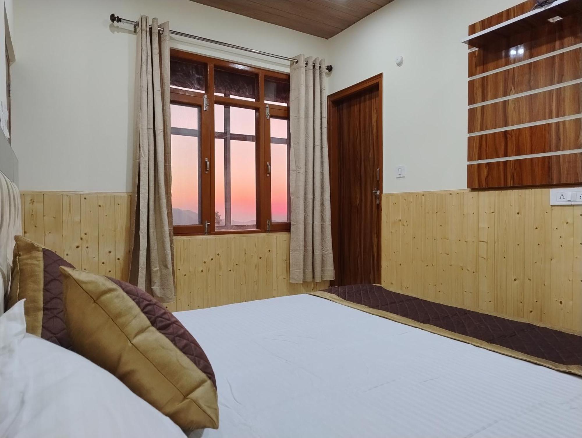 Vintage Woods Inn Shimla Extérieur photo